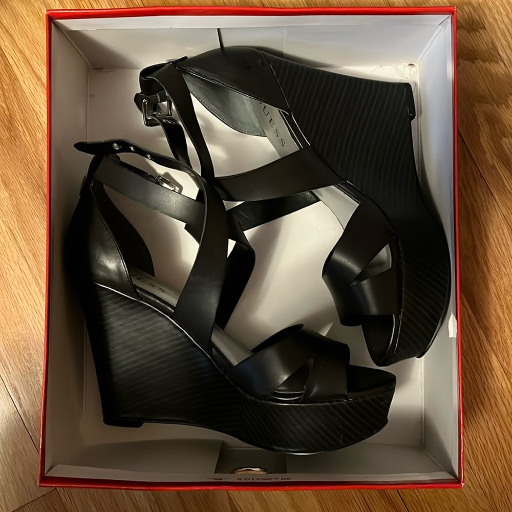 Guess Wedges
